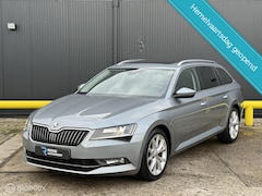 Skoda Superb Combi - 2.0 TSI 4x4 Style PANODAK | BOMVOL