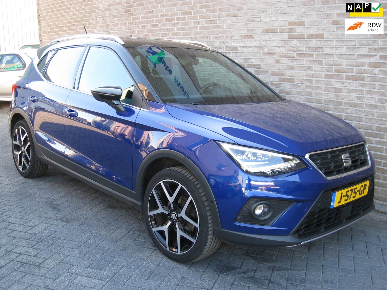 SEAT Arona - 1.0 TSI FR Business Intense - Trekhaak - PDC - - AutoWereld.nl