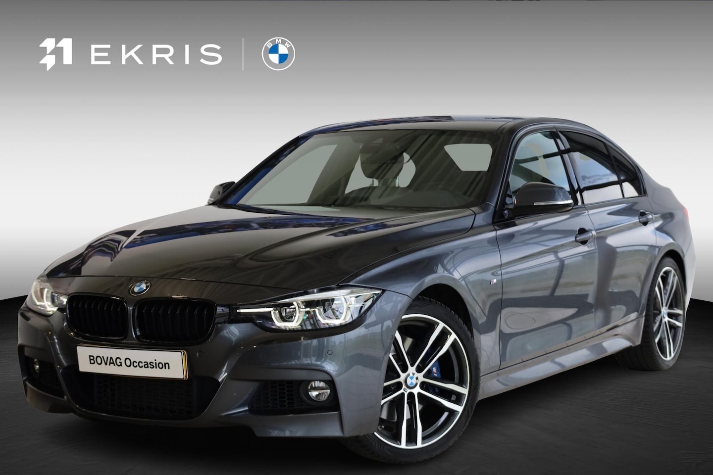 BMW 3-serie - Sedan 318i Executive | M Sport | 19 inch | M Sportremsysteem | Achteruitrijcamera | Getint - AutoWereld.nl