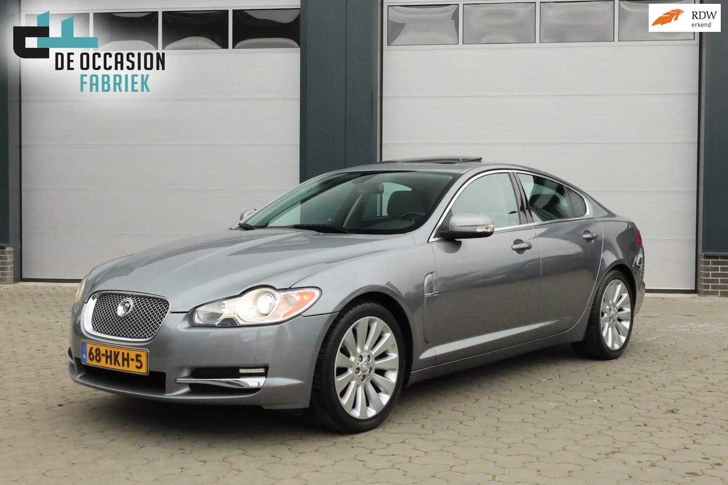 Jaguar XF - 4.2 V8 Premium Luxury Pano Afn. Trekhaak Memory - AutoWereld.nl