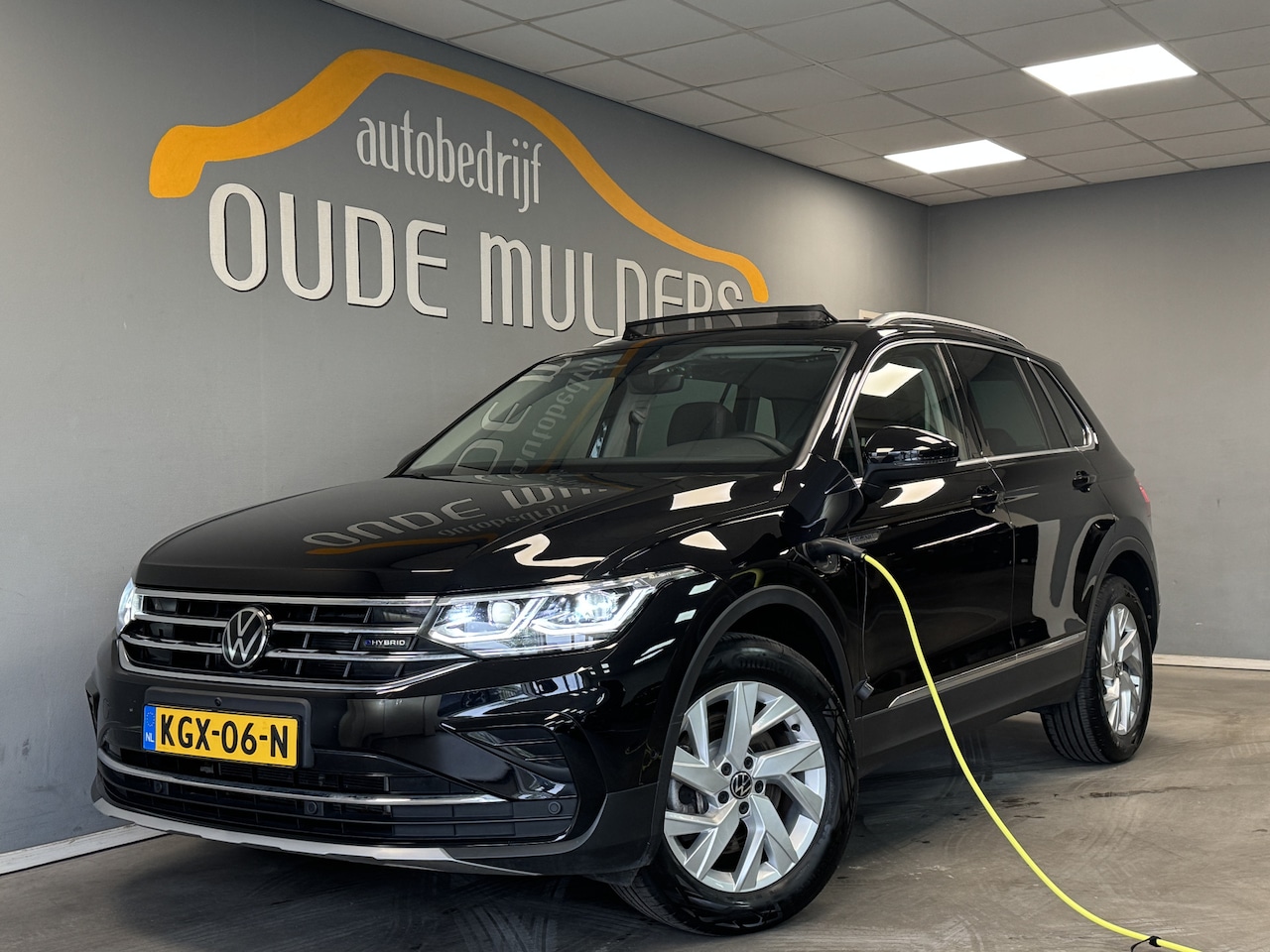 Volkswagen Tiguan - 1.4 TSI eHybrid Elegance Memory/ACC/360/Pano/Carplay/Leder - AutoWereld.nl