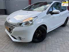 Peugeot 208 - 1.0 VTi Blue Lease