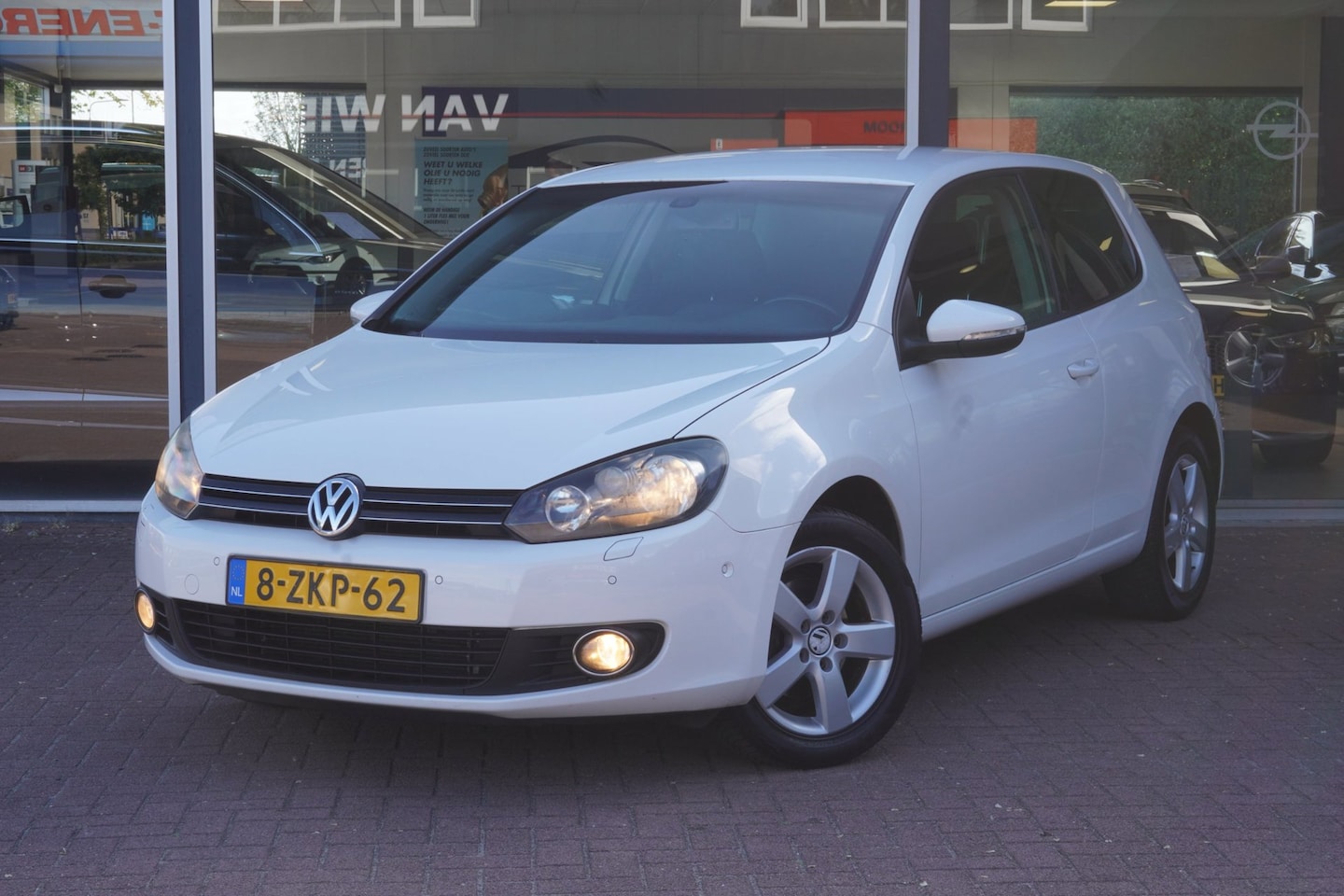 Volkswagen Golf - 1.2 TSI Comfortline 3deurs | Airco | Elek. Pakket | Vol opties | LM velgen | Inruil mogeli - AutoWereld.nl