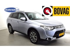 Mitsubishi Outlander - 2.0 PHEV Limited Edition X-Line: 4wd, leder bekleding, privacy glas, 4 season banden, elec