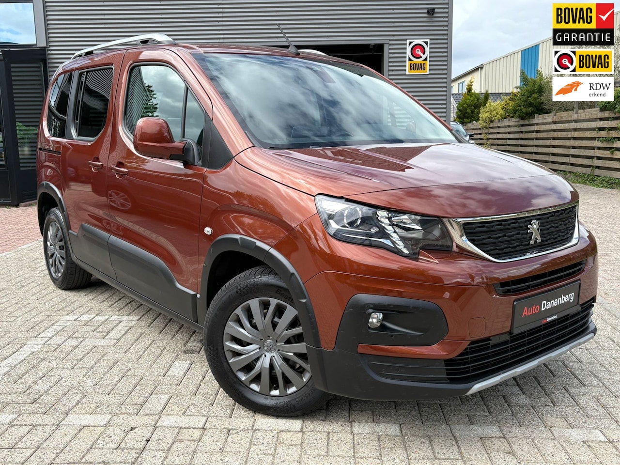 Peugeot Rifter - 1.2 Puretech Allure GARANTIE ! - AutoWereld.nl