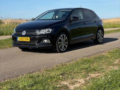 Volkswagen Polo - 1.0 TSI Comfortline Business
