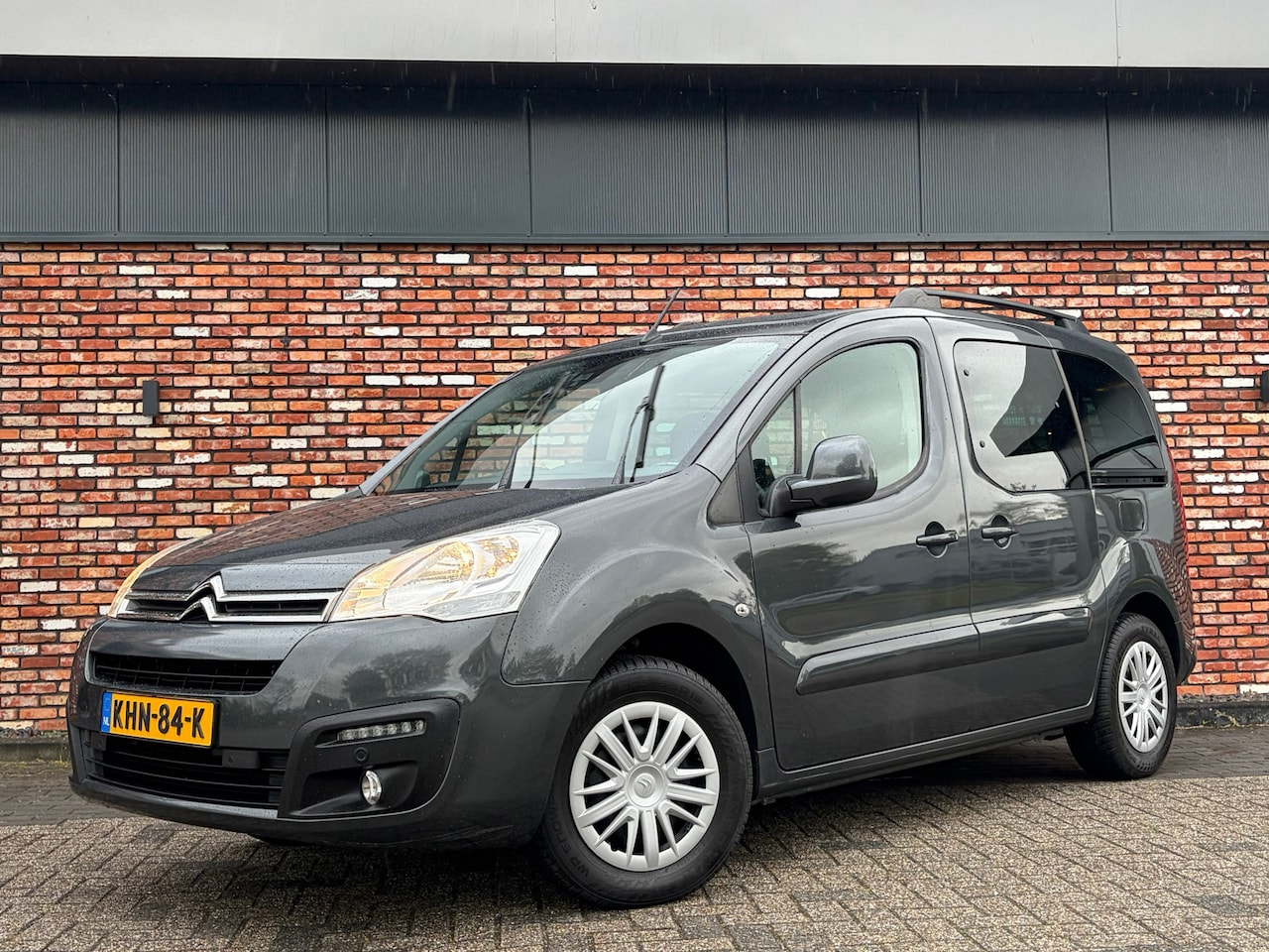Citroën Berlingo - 1.2 PureTech Shine Nav/Cruise Pdc Carplay Hoogzitter Voll.Onderhouden! - AutoWereld.nl