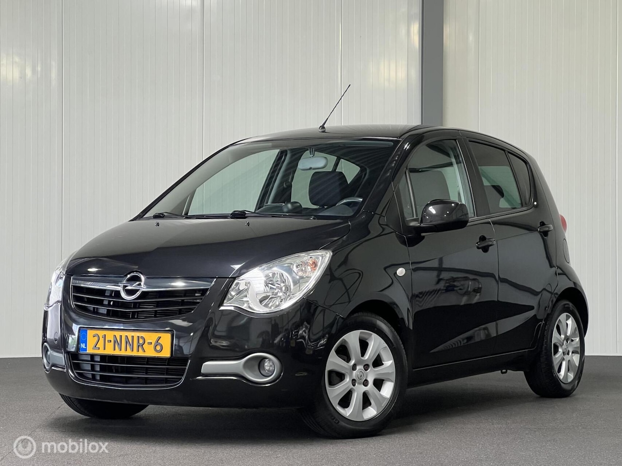 Opel Agila - 1.2 Edition AUTOMAAT [ NAP navigatie airco ] - AutoWereld.nl