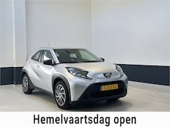 Toyota Aygo X - 1.0 VVT-i MT Play | NL | 2 Eig | Apple Carplay/ Android Auto | Camera