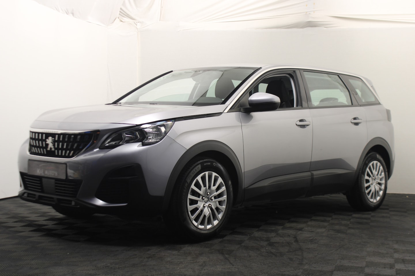 Peugeot 5008 - 1.2 PureTech Access wachten frits - AutoWereld.nl
