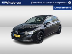 Volkswagen Golf - 1.4 DSG 204pk eHybrid Style / Panoramadak / Memory Seats / Trekhaak / 16'' LMV