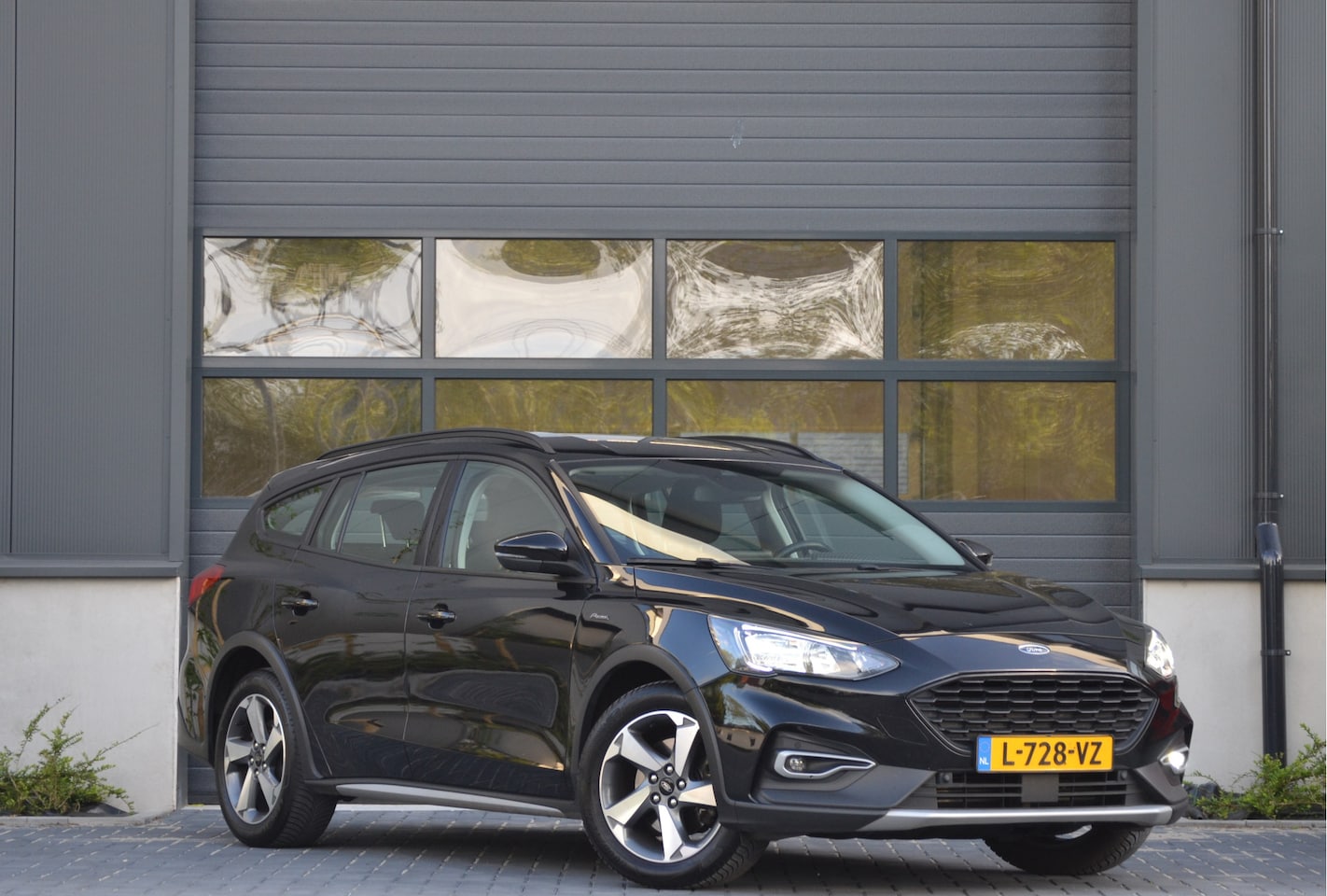 Ford Focus Wagon - 1.0 EcoBoost Active Business Stoel/stuur verwarming | Carplay | voorruitverwarming - AutoWereld.nl