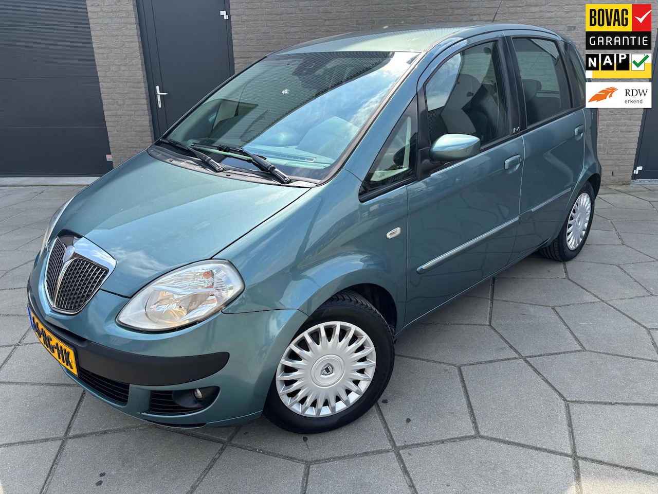 Lancia Musa - 1.4-16V Platino| HOGE Instap|5 Drs|AIRCO|ISO-Fix|Armsteun|erg netjes - AutoWereld.nl