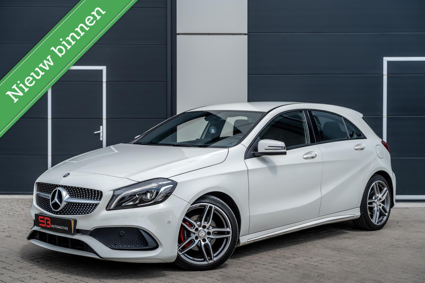Mercedes-Benz A-klasse - 180 AMG LED|Navi|Stoelverw|Cruise|VOL! - AutoWereld.nl
