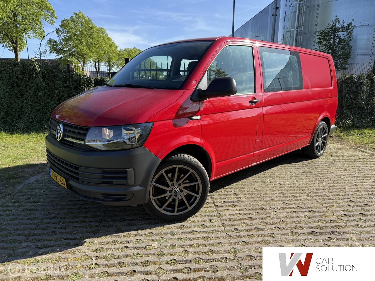 Volkswagen Transporter - 2.0 TDI L2H1 DC Comfortline EURO 6 - AutoWereld.nl