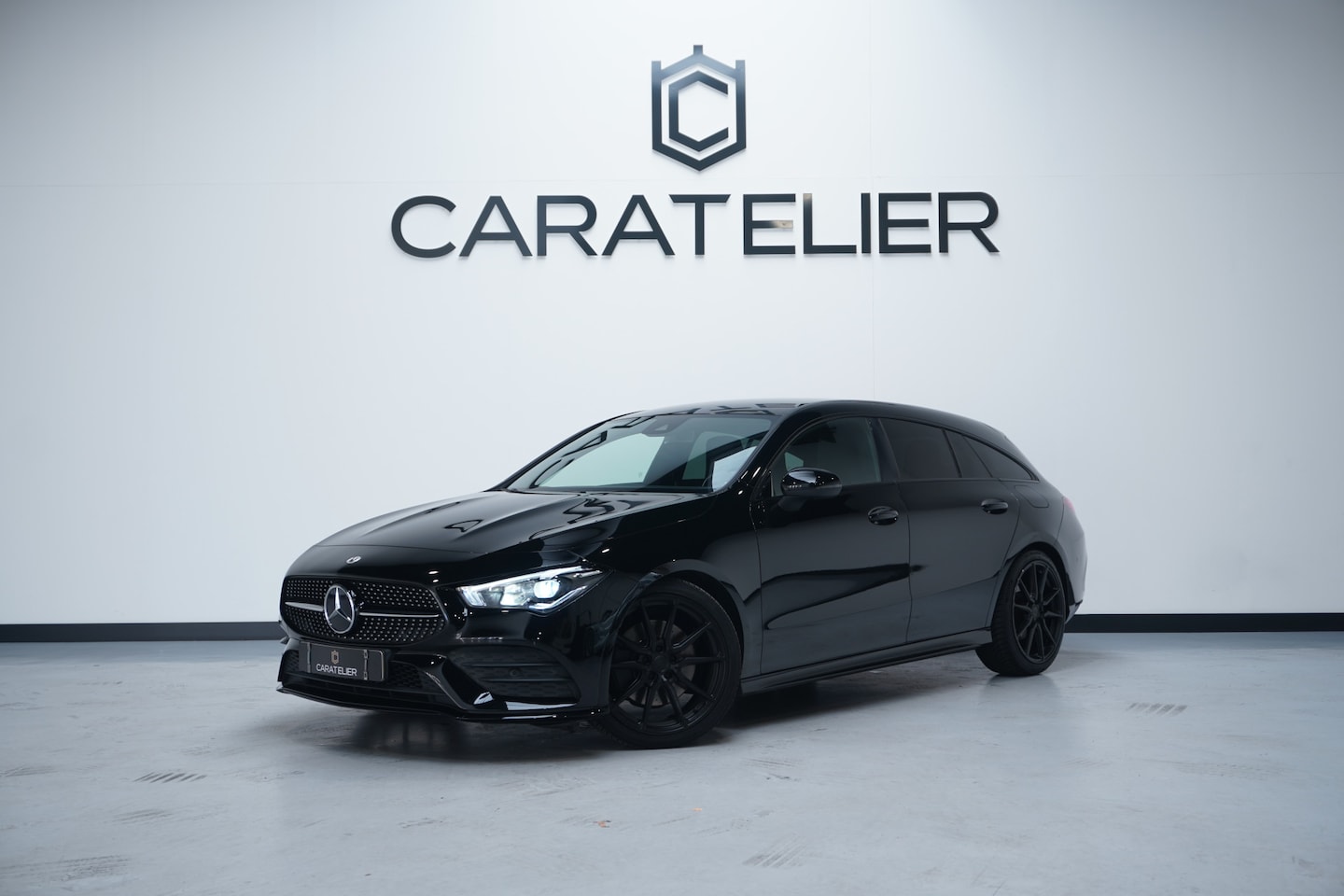Mercedes-Benz CLA-klasse Shooting Brake - 200 / AMG Line / Night / ACC - AutoWereld.nl