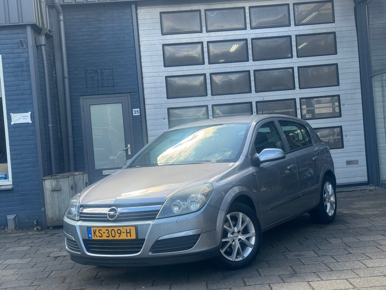 Opel Astra - 1.6 Enjoy | Elek-Pakket | Airco | 5-DRS - AutoWereld.nl
