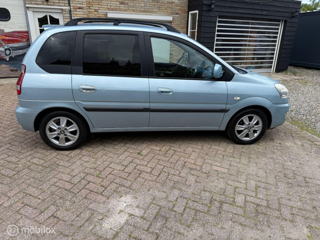 Hyundai Matrix - 1.6i Dynamic 1.6i Dynamic - AutoWereld.nl