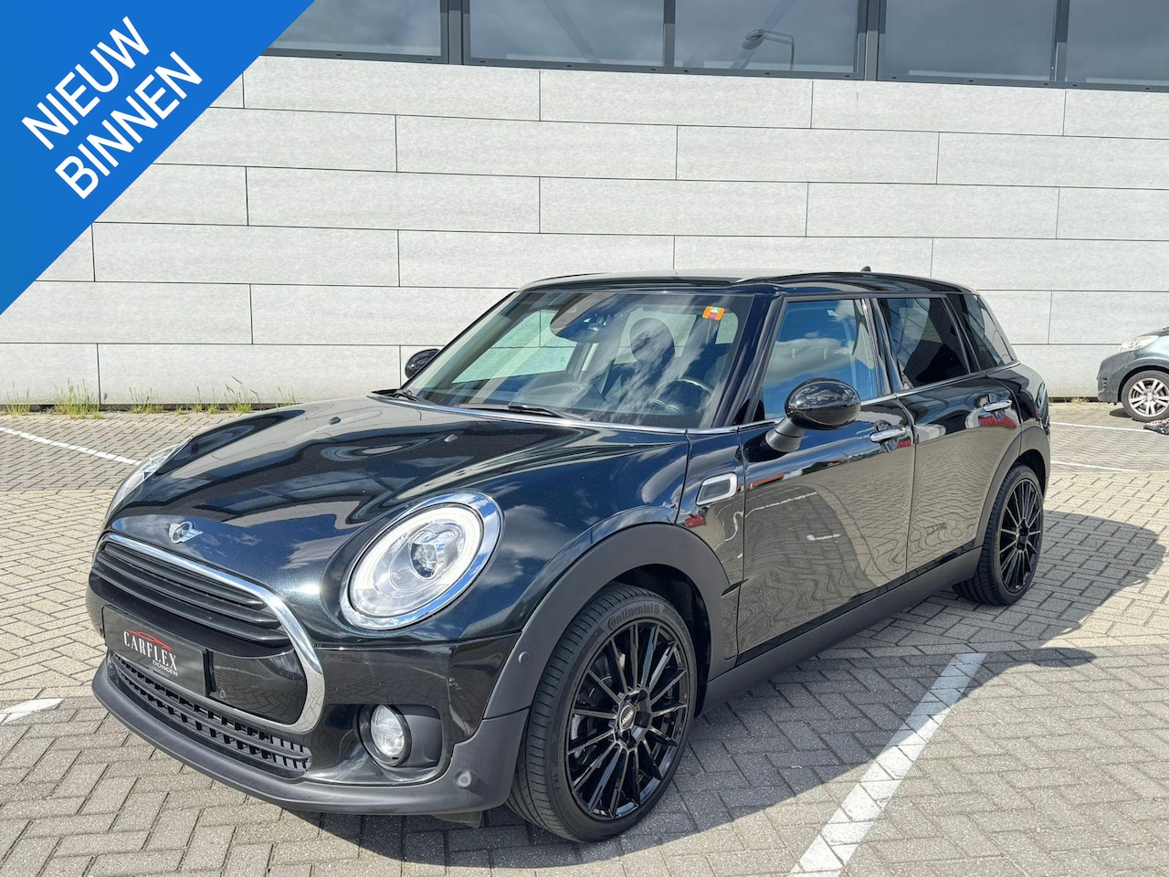 MINI Clubman - Mini 1.5 AUTOM./136pk/NAVI/LED - AutoWereld.nl