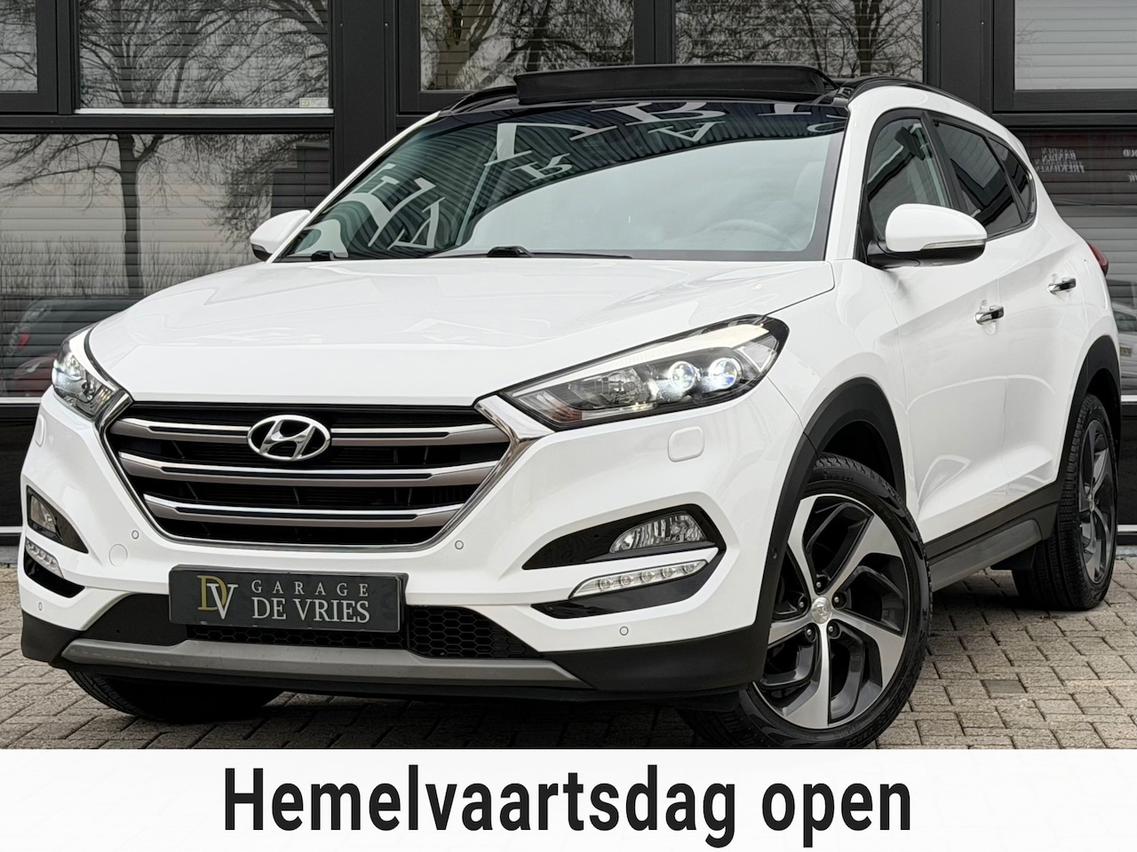 Hyundai Tucson - 1.6 T-GDi Premium 4WD Panoramadak Full Option 1600KG Trekgewicht Garantie - AutoWereld.nl