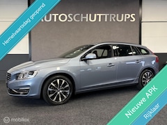 Volvo V60 - 2.0 D3 Summum LEDER / STOELVERW. / CLIMA / CRUISE / NAVI /