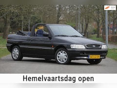 Ford Escort Cabrio - 1.6 CLX / Unieke auto / Laatste 16 jaar binnen gestaan / Origineel Nederlandse Escort