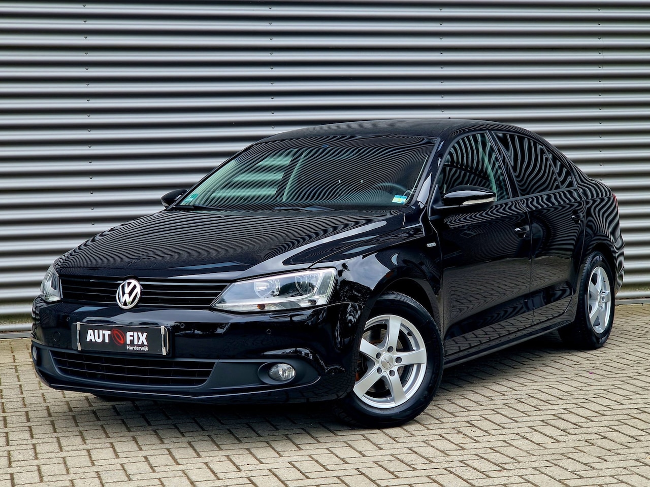 Volkswagen Jetta - 1.2 TSI Easyline MATCH / PDC / Cruise / Stoelverw - AutoWereld.nl