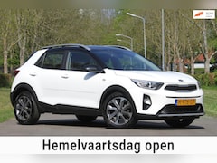Kia Stonic - 1.0 T-GDi DynamicLine / Van 1e eigenaar / Airco / Navigatie / Achteruitrijcamera / Zwart m