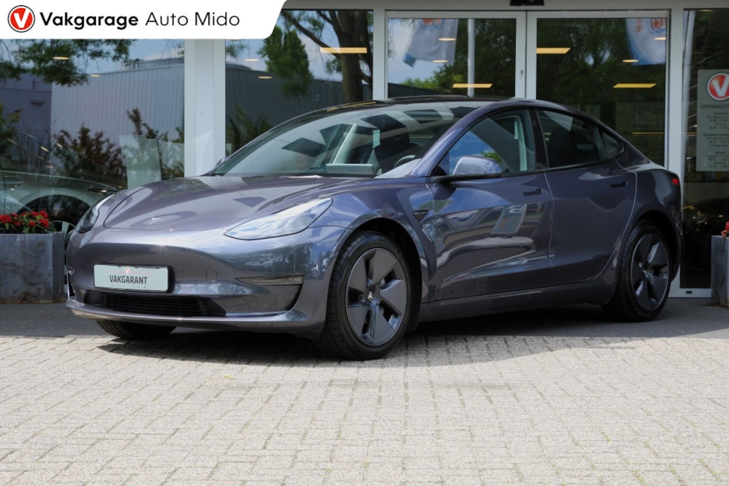 Tesla Model 3 - Long Range RWD Long Range RWD 75 kWh | BTW auto - AutoWereld.nl