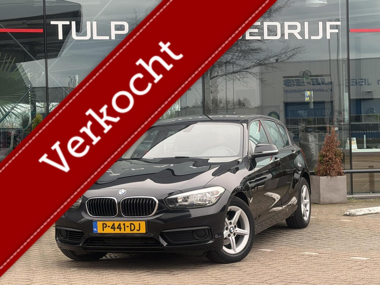 BMW 1-serie - 116i Corporate Lease Executive Airco Cruise NAV PDC - AutoWereld.nl