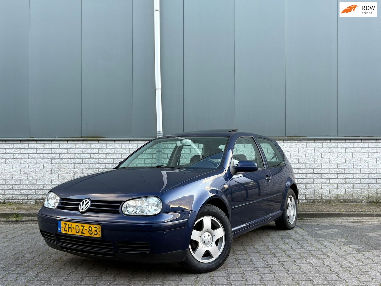 Volkswagen Golf - 1.6 Highline-Automaat-Schuifdak-NWE APK - AutoWereld.nl