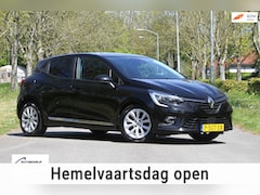 Renault Clio - 1.0 TCe Zen / Multimedia systeem / Parkeersensoren / Trekhaak / stoelverwarming / Airco me