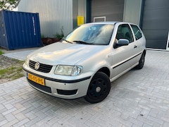 Volkswagen Polo - 1.4 inruilkoopje €750