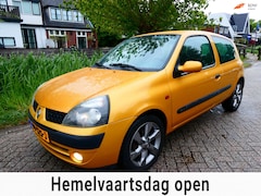 Renault Clio - 1.2-16V Automaat Zuinig 4-Cilinder Nette auto