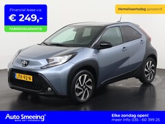 Toyota Aygo X - 1.0 VVT-i MT Play Two-Tone | Camera | Stoelverwarming | Adaptief Cruise | Zondag Open