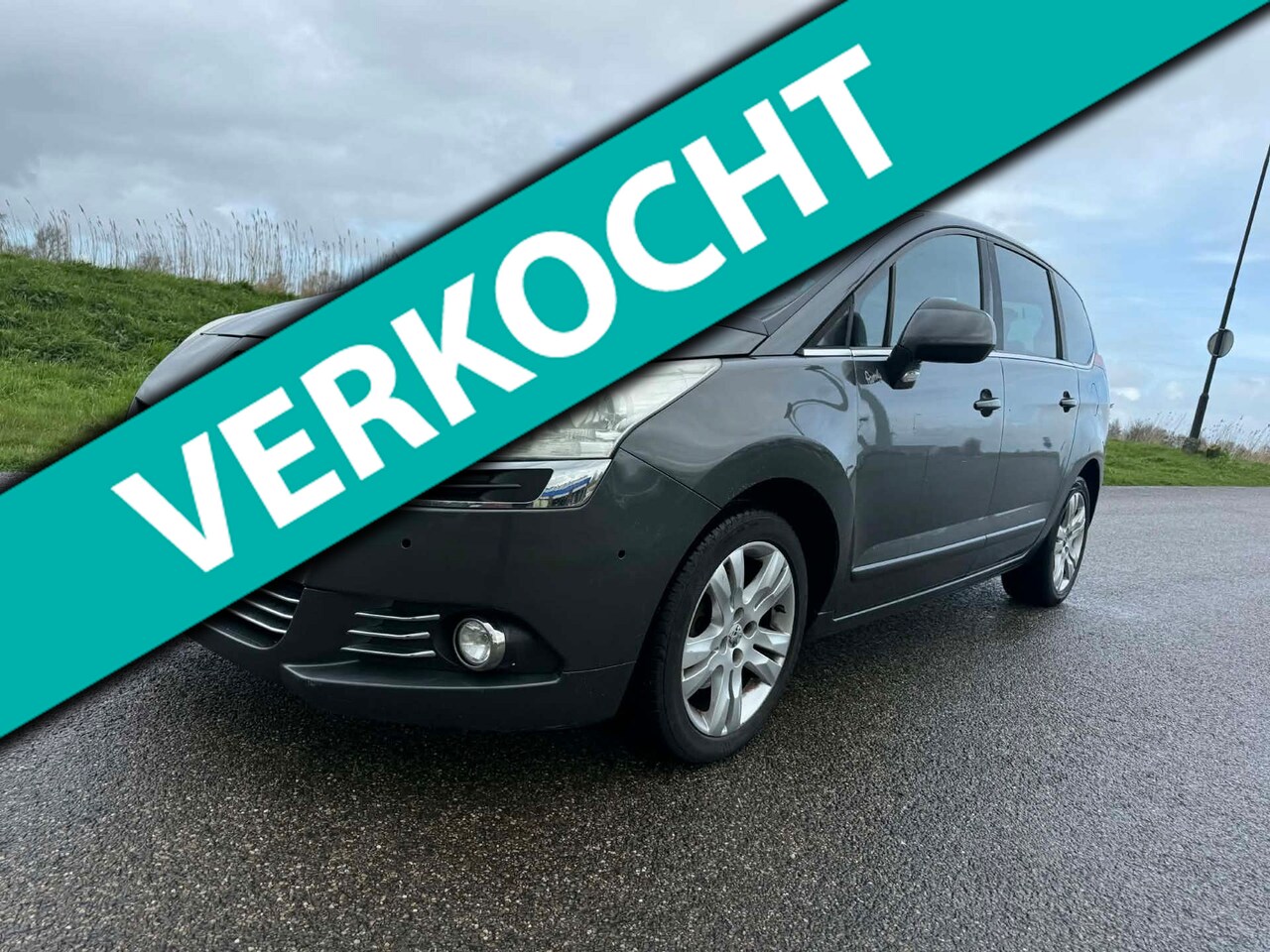Peugeot 5008 - 1.6 THP Family 7p. 7 persoons uitvoering met airco,nw apk & garantie! - AutoWereld.nl