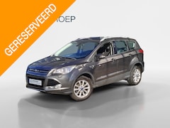 Ford Kuga - 1.5 Titanium - 2.000 kg trekgewicht - TREKHAAK - VOORRUITVERWARMING - PARKEERSENSOREN V+A