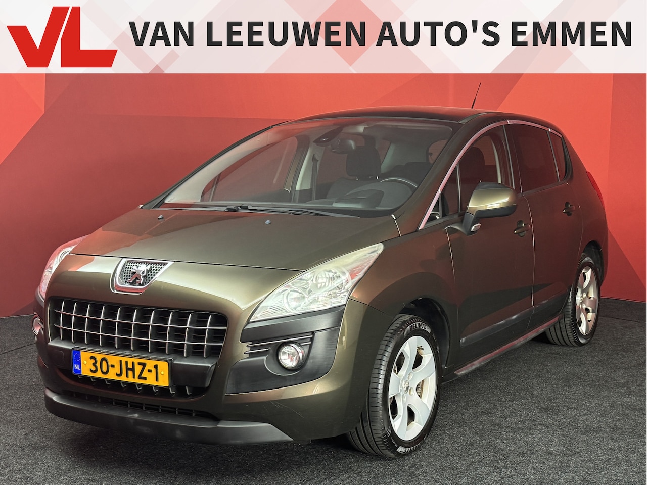 Peugeot 3008 - 1.6 VTi Première | Trekhaak | Panoramadak | climate control | Nieuw binnen! - AutoWereld.nl