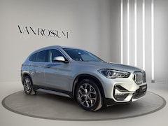 BMW X1 - xDrive25e High Executive X-Line Panorama | Leder | Sportstoelen | Led | Park sensors V+A |