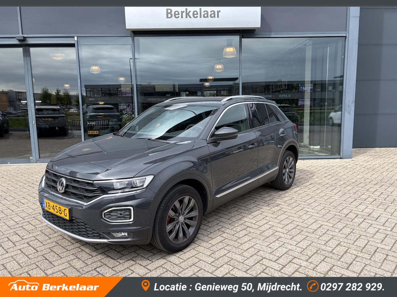 Volkswagen T-Roc - 1.0 TSI Sport | Navigatie | Stoelverwarming | Digitaal - AutoWereld.nl