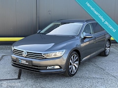 Volkswagen Passat Variant - 1.8 TSI Highline AUTOMAAT|TREKHAAK