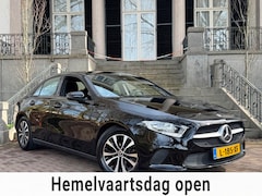 Mercedes-Benz A-klasse - 180 Sedan Navi Camera Climate Cruise Ctr Pdc Keyless Go Lmv