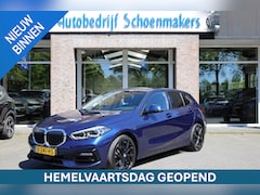 BMW 1-serie - 118i High Executive STOELVERWARMING 18"LMV CRUISE NAVI 2xPDC CLIMA HALFLEER M-STUUR
