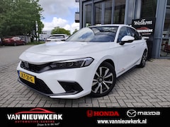 Honda Civic - 2.0 HYBRID 184PK AUTOMAAT Elegance Navi | Carplay & Android | Camera
