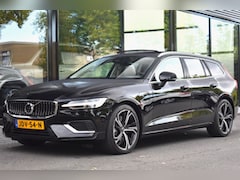 Volvo V60 - T6 350pk AWD Plus Bright | 19'' | Schuifdak | Head-up | Getint g