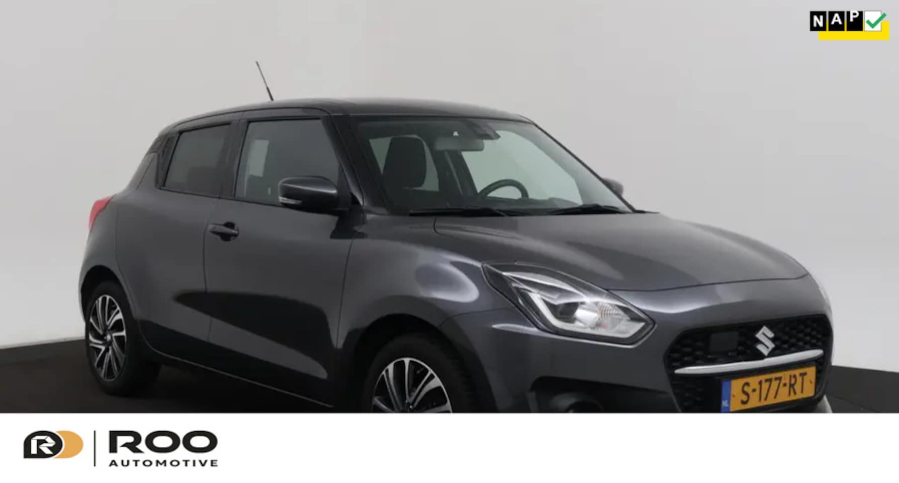 Suzuki Swift - 1.2 Style Smart Hybrid Meest luxe uitvoering, Org NL,Camera, NAP,all seasons, stoelverwarm - AutoWereld.nl