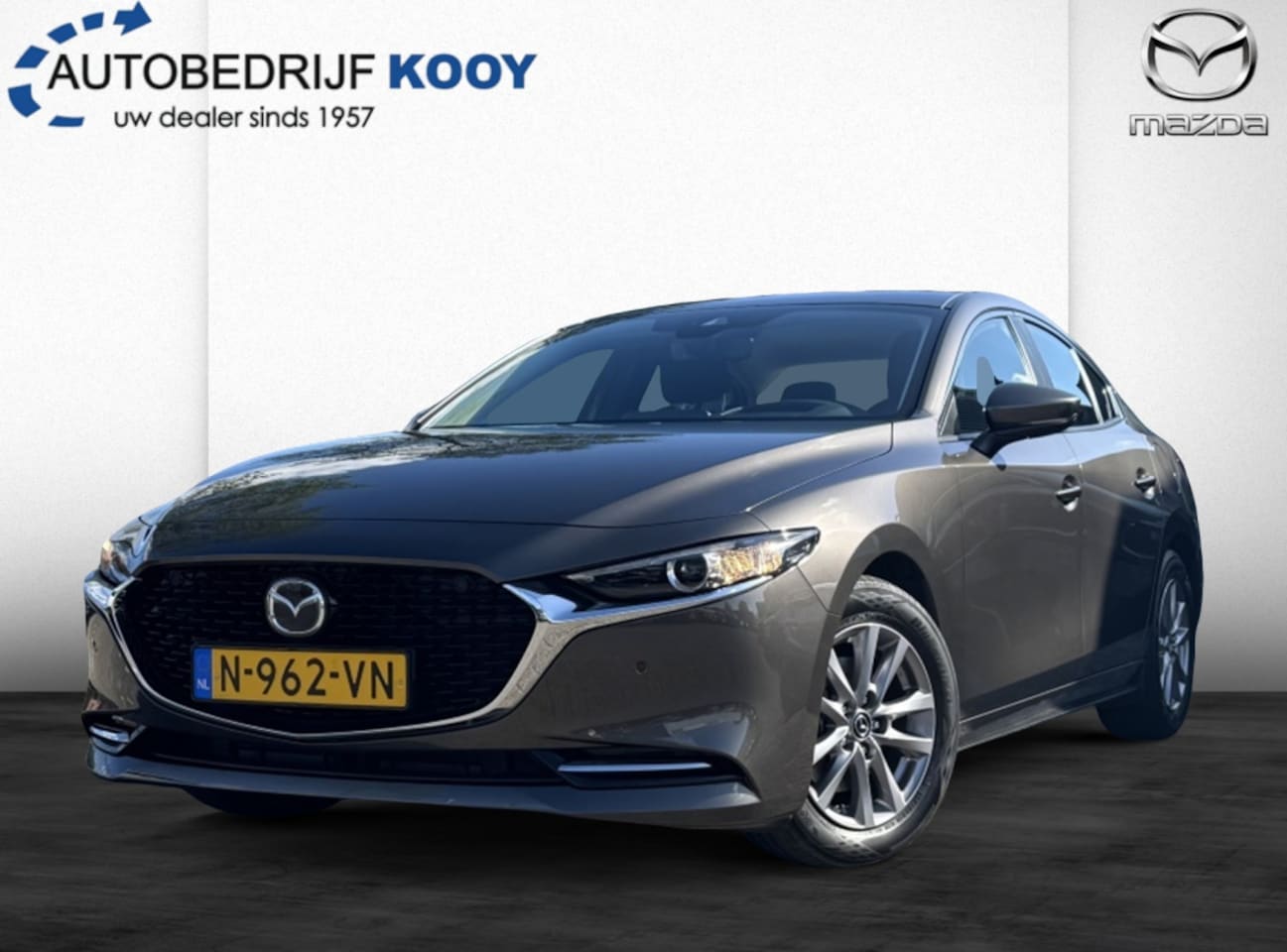 Mazda 3 - 2.0 e-SkyActiv-X Comfort / Head-up / LED / Camera / Parkeersens. - AutoWereld.nl