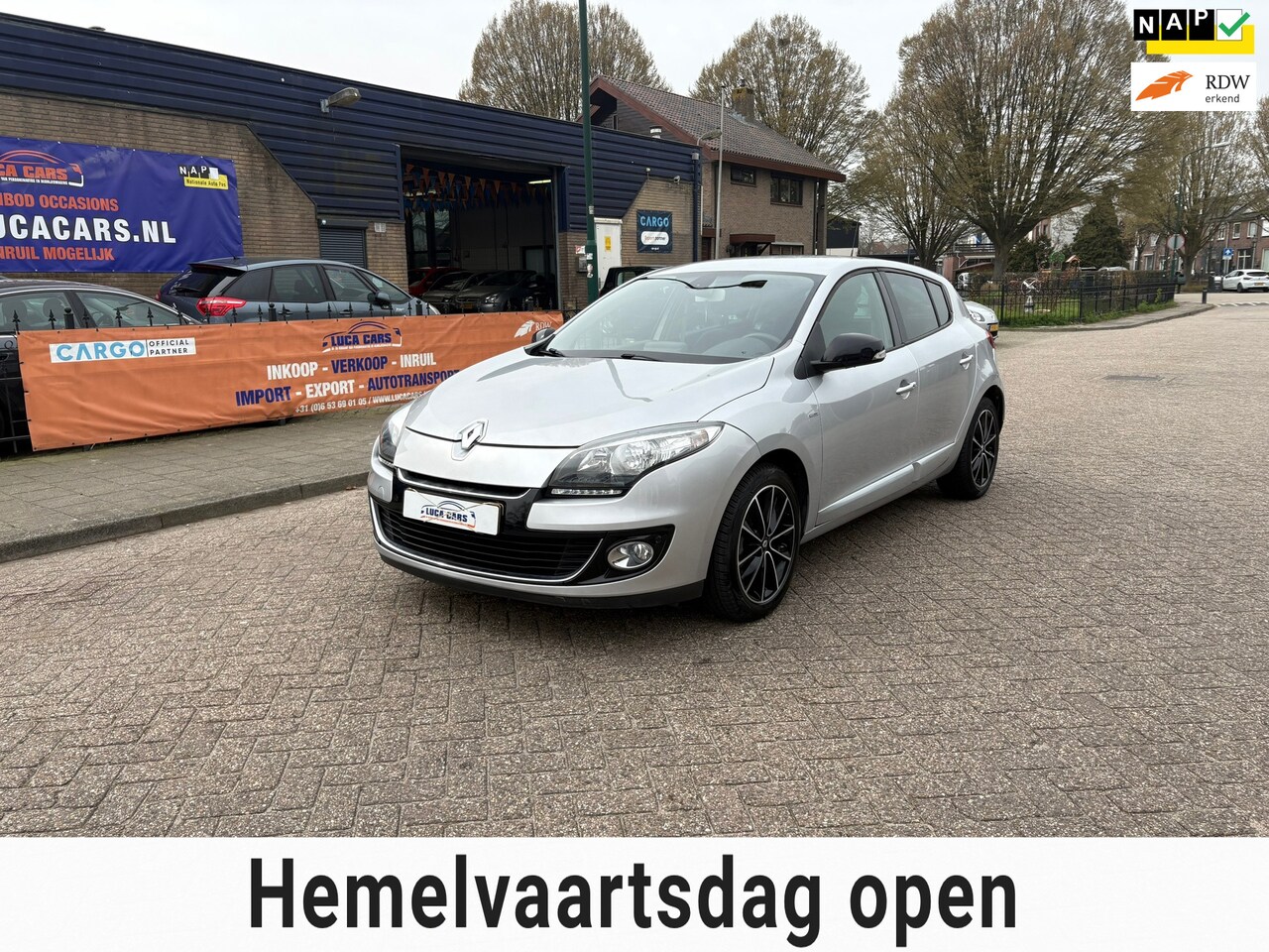 Renault Mégane - 1.2 TCe Bose 2X SLEUTEL + BOEKJES! - AutoWereld.nl