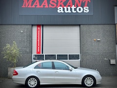 Mercedes-Benz E-klasse - 240 / Aut / Avantgarde / Pano solar sunroof / Leder / NL auto / RECENTLY SERVICED