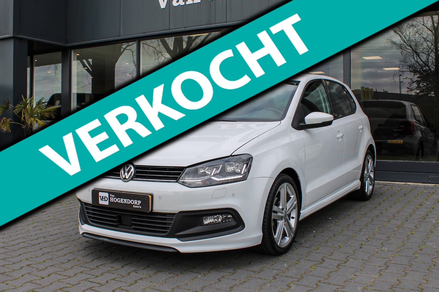 Volkswagen Polo - 1.2 TSI Highline NAVI LED CAMERA ALLSTAR - AutoWereld.nl